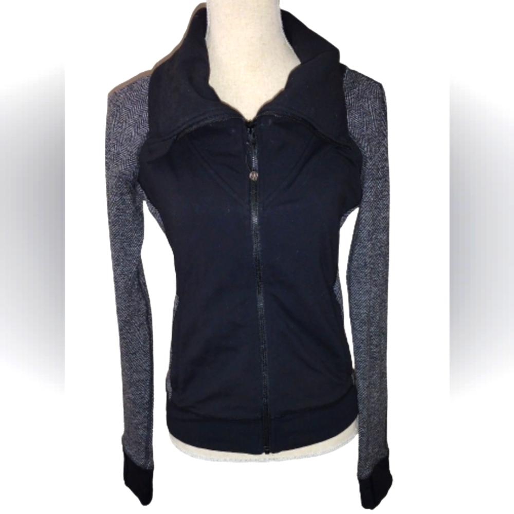 Lululemon Be Present Jacket